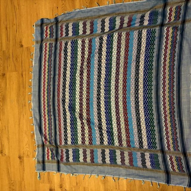 Sky K keffiyeh